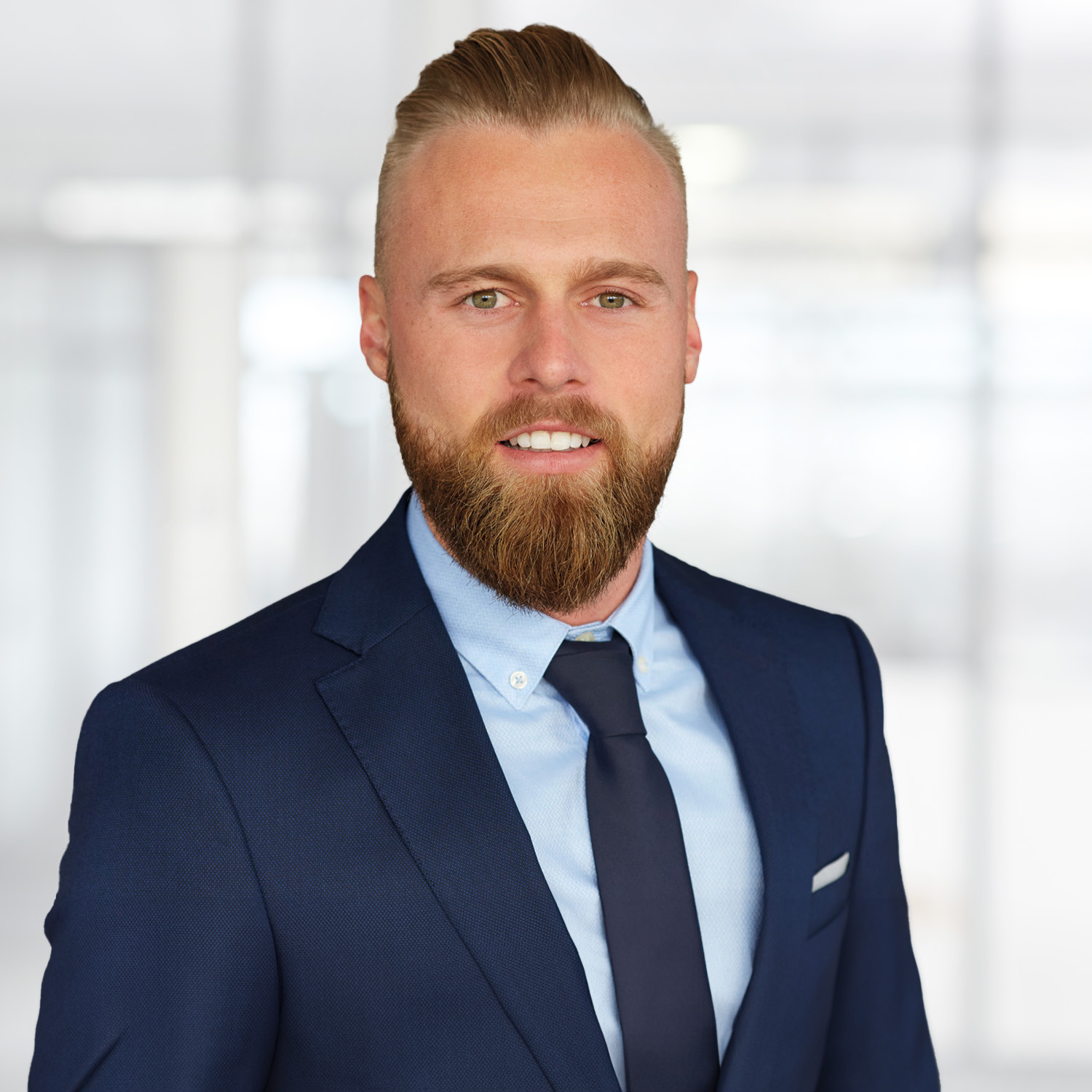 Robert Dähn, Ansprechpartner für Firmen- und Projektumzüge bei Hartmann International